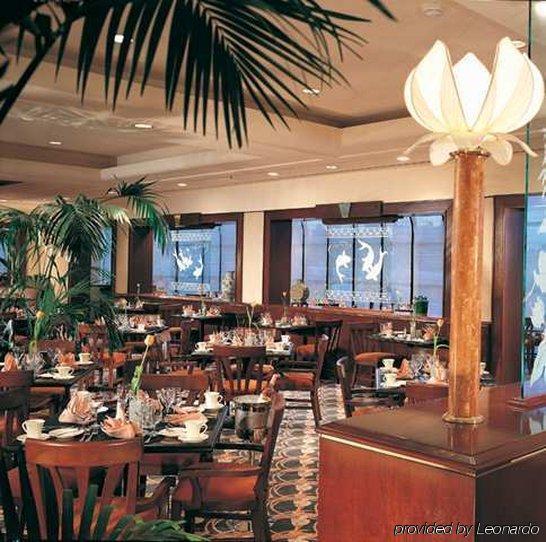 Hotel Doubletree By Hilton Rosemead Restaurant foto